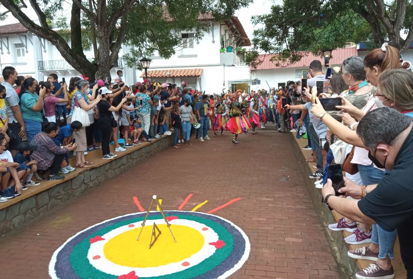 Con El Cuarteo Del Sol Inicia El Ciclo De La Fiesta De Corpus Christi